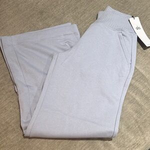 Alo serenity wide leg sweatpants